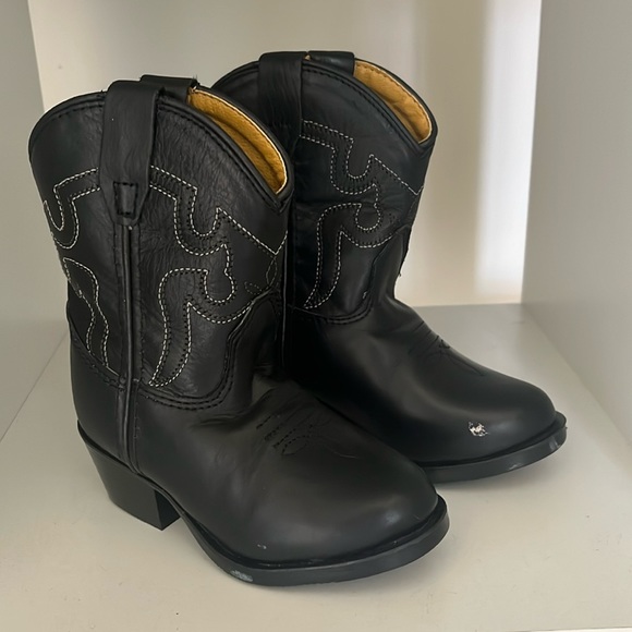 Never worn size6 cowboy boots - Picture 1 of 2